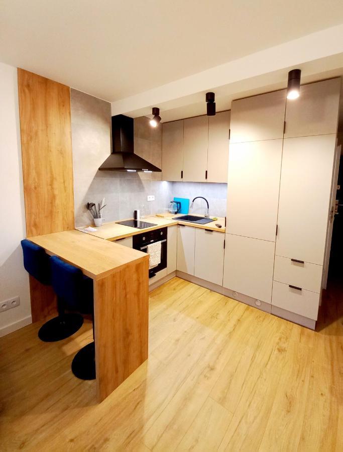 Neoapartments Lotnicza ヴロツワフ エクステリア 写真