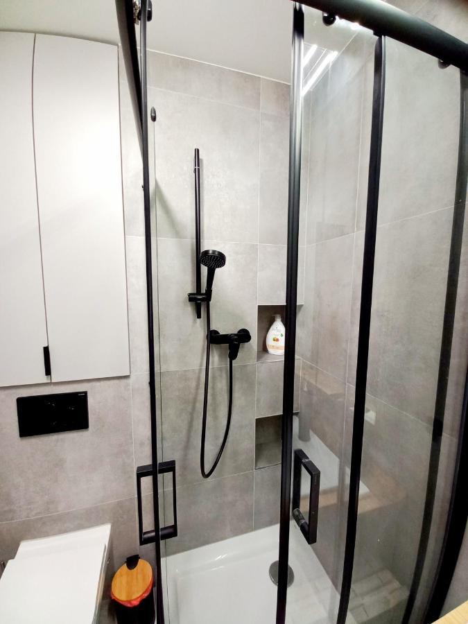 Neoapartments Lotnicza ヴロツワフ エクステリア 写真