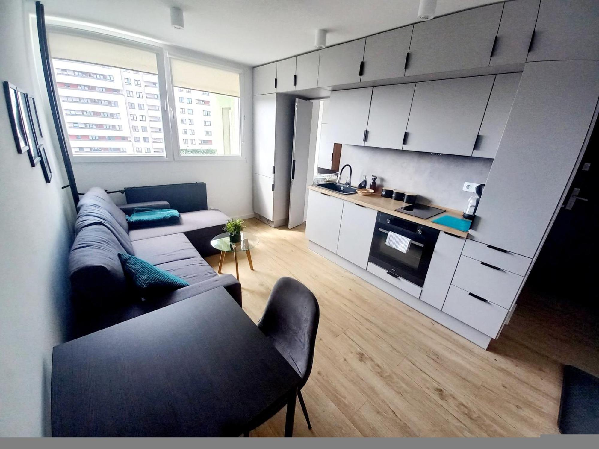 Neoapartments Lotnicza ヴロツワフ エクステリア 写真
